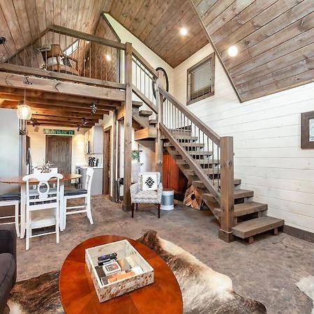 Romantic A-Frame Private Hottub Firepit Neargsmnp Sevierville Esterno foto