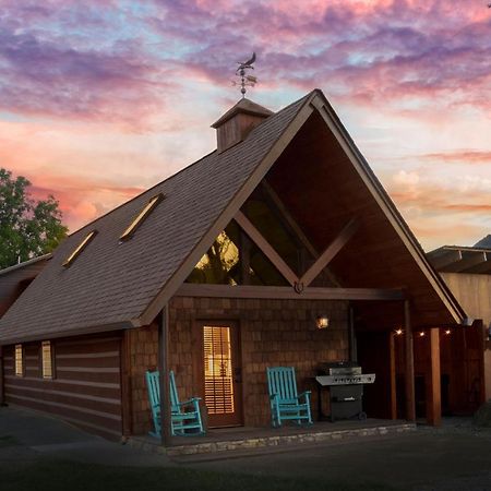 Romantic A-Frame Private Hottub Firepit Neargsmnp Sevierville Esterno foto